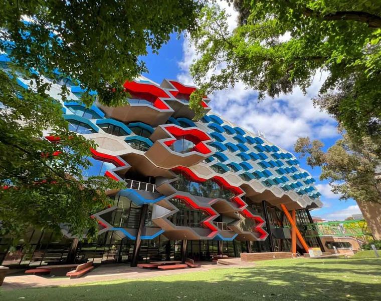 La Trobe College Australia