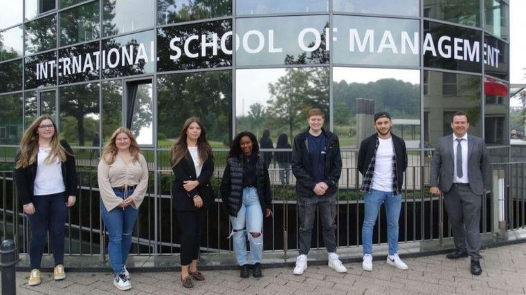 International School of Management (ISM)